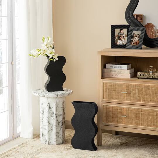 Glitzhome® Modern Black Textured Ripple Metal Floor Vases Set